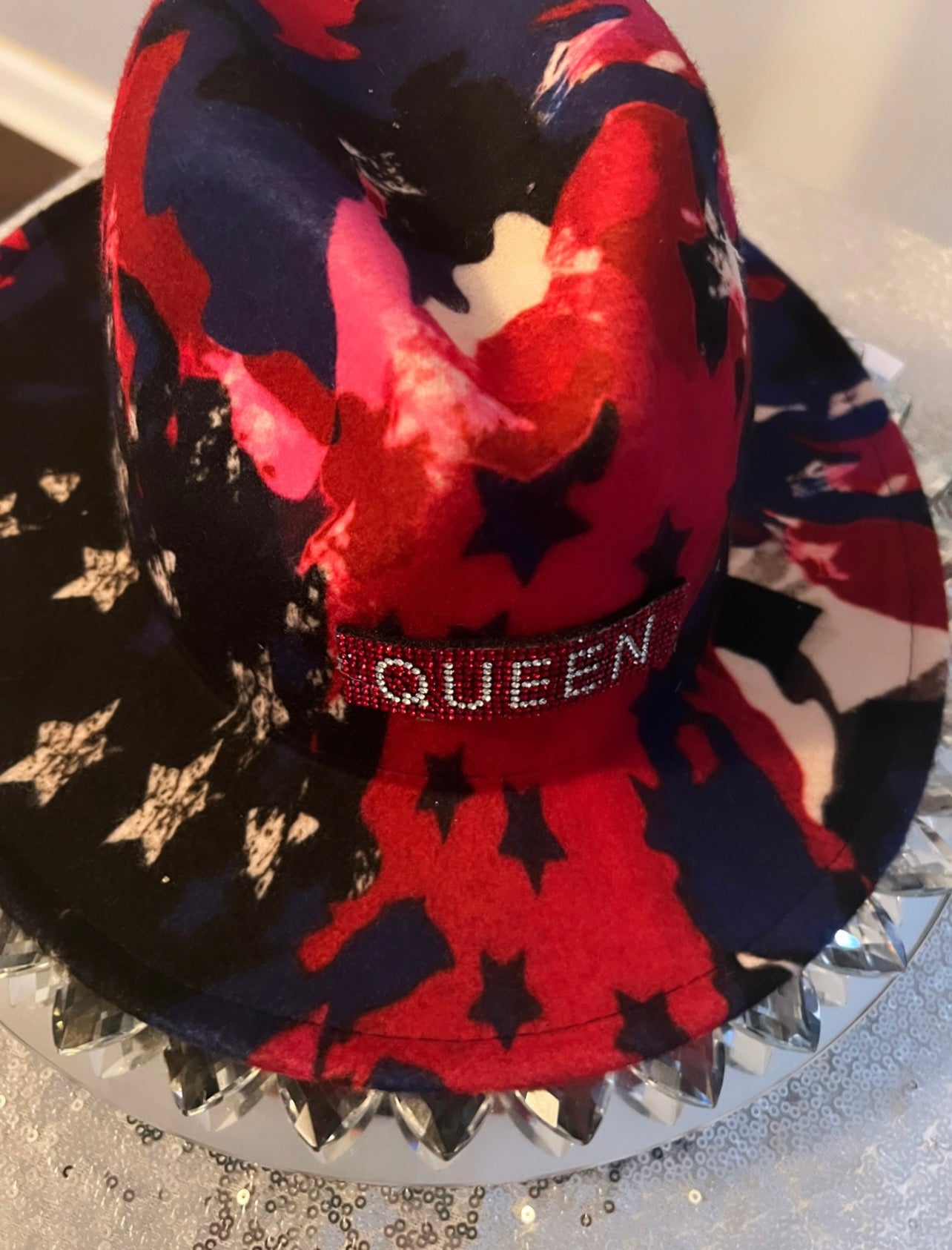 GLAM - American Queen (Designer Collection)